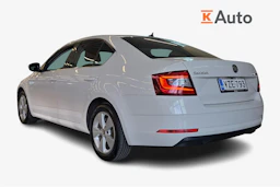 Valkoinen Skoda OCTAVIA 2018 kuva 2.