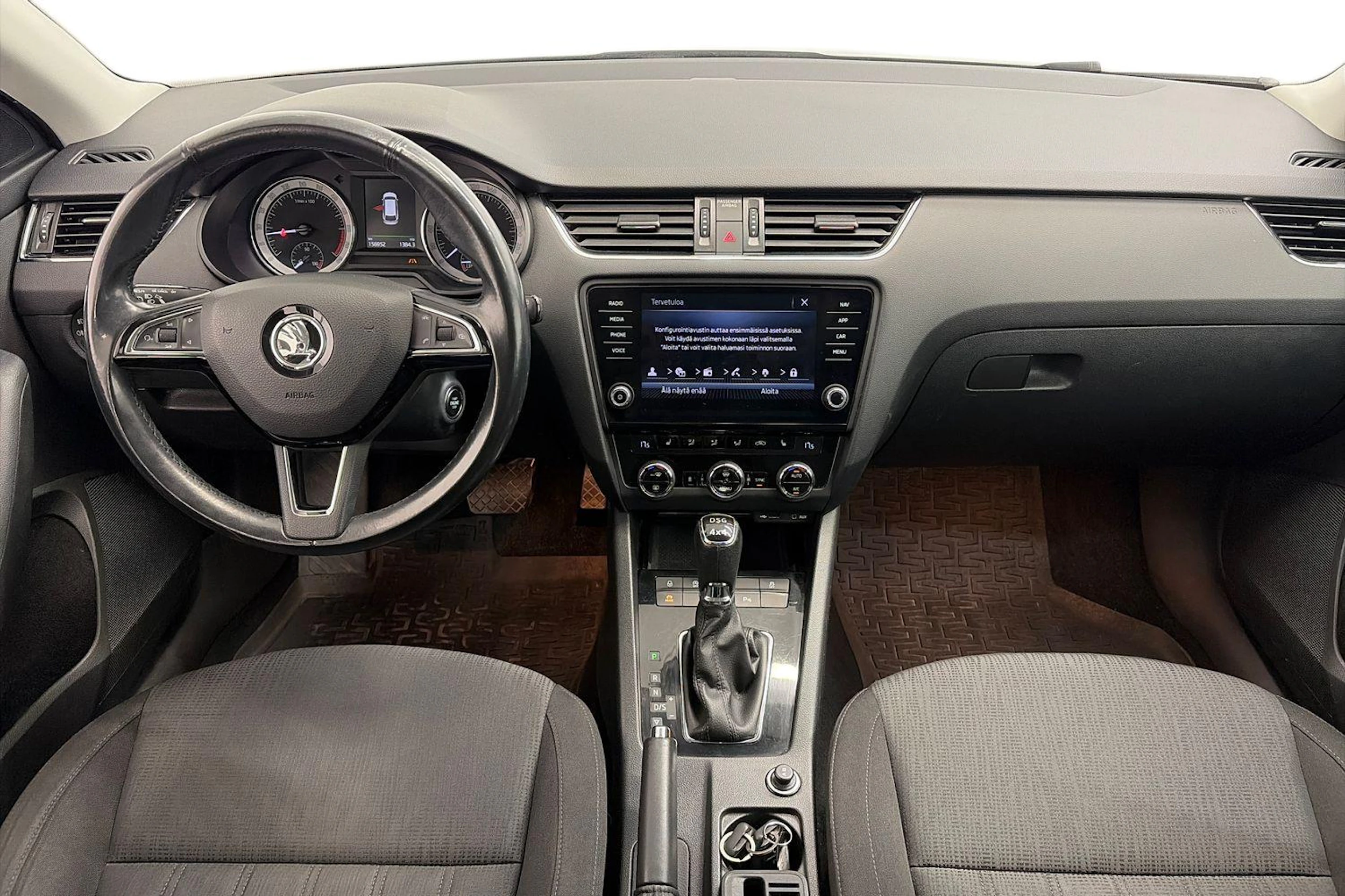 Ruskea (beige) Skoda OCTAVIA 2018 kuva 7.