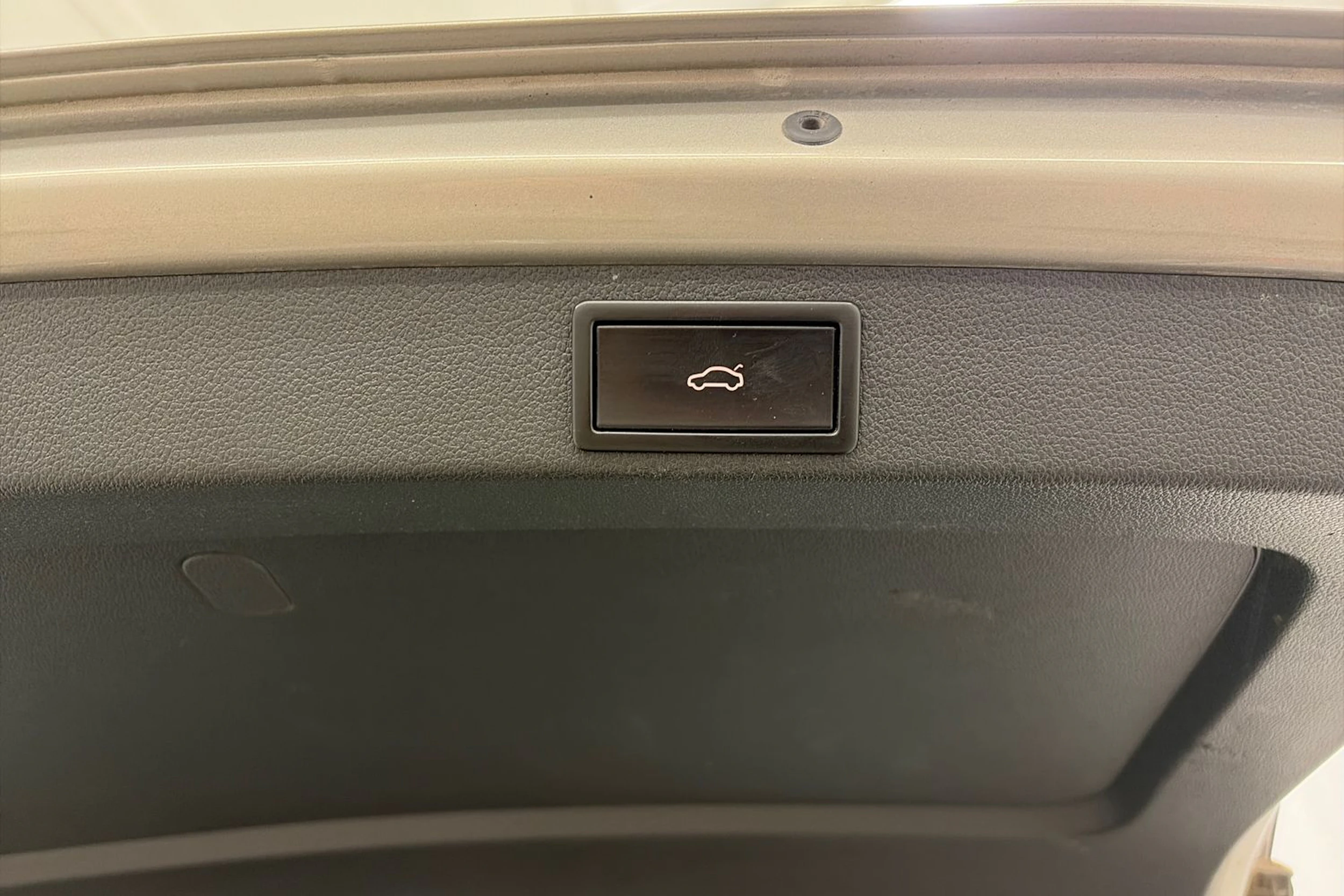 Ruskea (beige) Skoda OCTAVIA 2018 kuva 13.