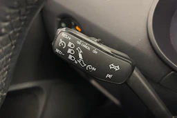 Ruskea (beige) Skoda OCTAVIA 2018 kuva 18.