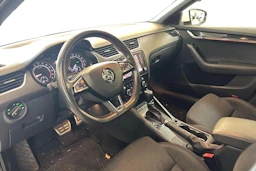 valkoinen Skoda Octavia 2018 kuva 3.