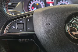 valkoinen Skoda Octavia 2017 kuva 13.