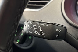 musta Skoda Octavia 2018 kuva 23.