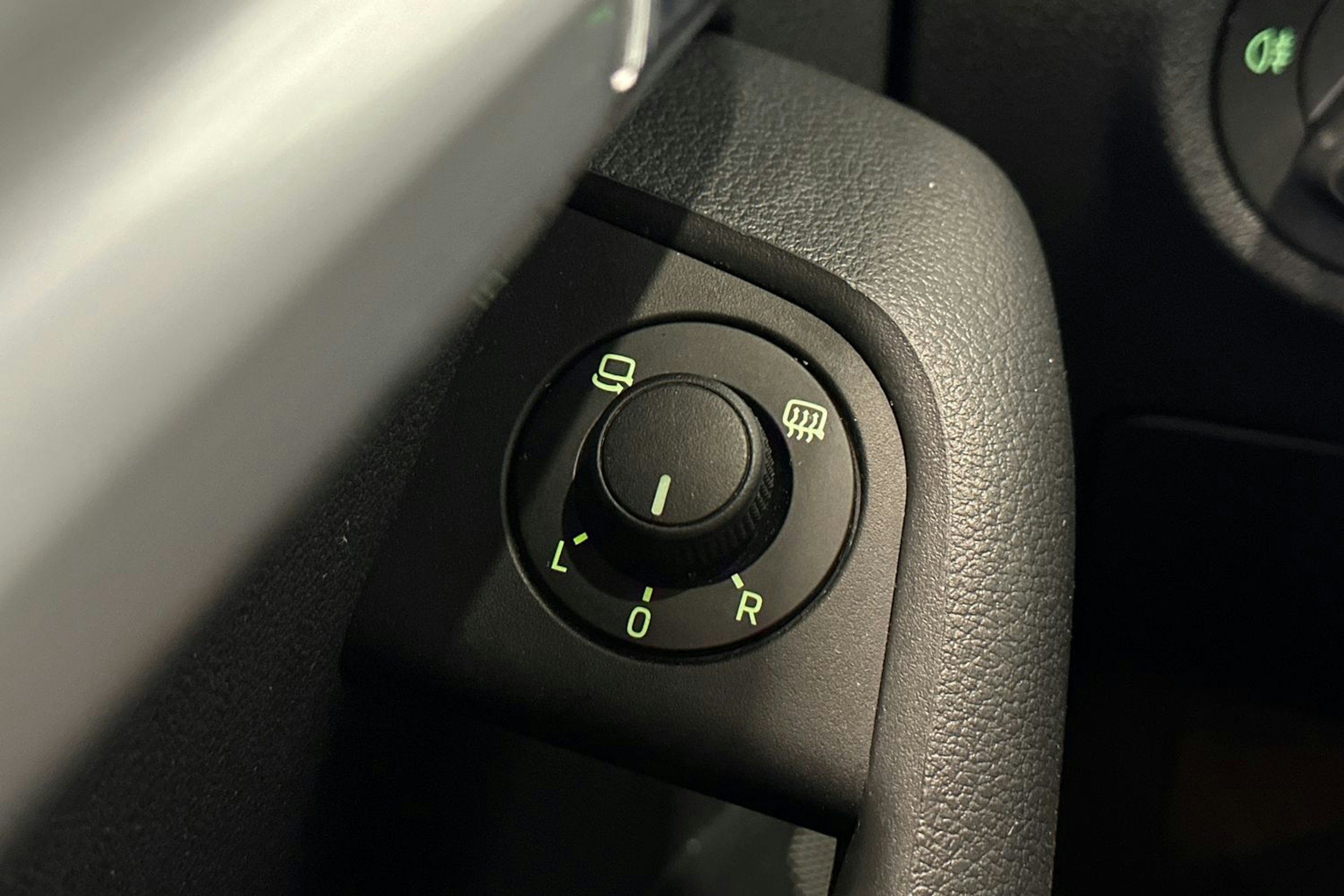 musta Skoda Octavia 2018 kuva 27.