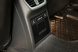 sininen Skoda Octavia 2018 kuva 15.