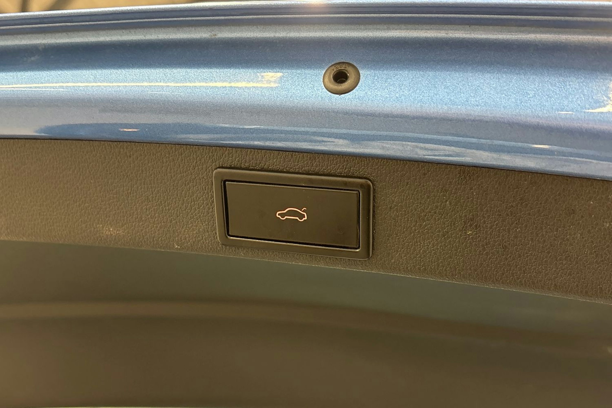 sininen Skoda Octavia 2018 kuva 18.