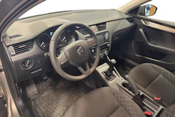 ruskea (beige) Skoda Octavia 2018 kuva 3.
