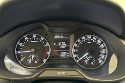 ruskea (beige) Skoda Octavia 2018 kuva 13.