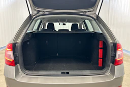 ruskea (beige) Skoda Octavia 2018 kuva 18.