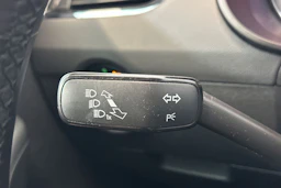 ruskea (beige) Skoda Octavia 2018 kuva 17.