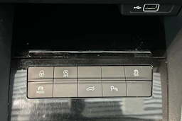 ruskea (beige) Skoda Octavia 2018 kuva 23.