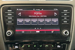 ruskea (beige) Skoda Octavia 2018 kuva 26.