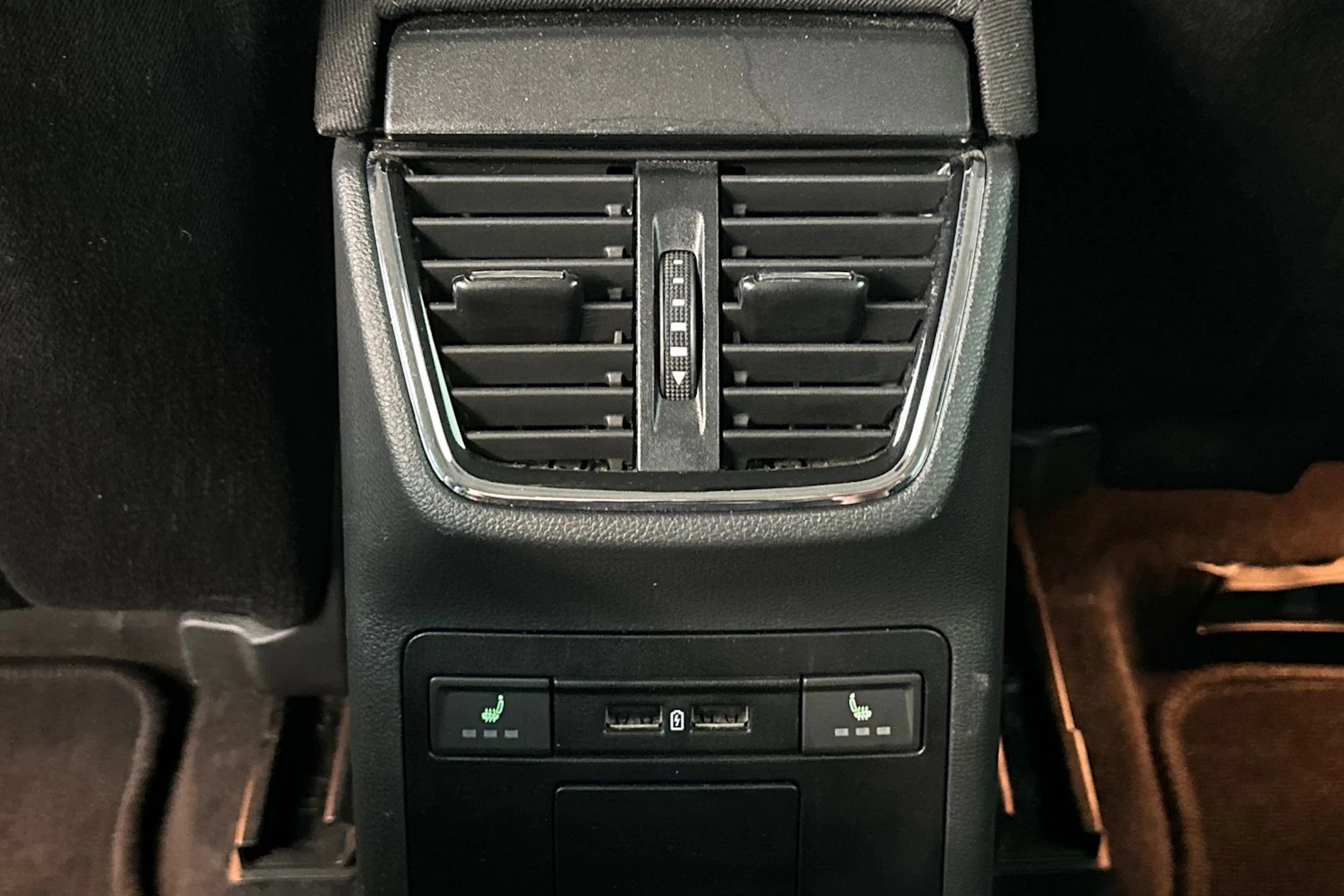 ruskea (beige) Skoda Octavia 2018 kuva 35.