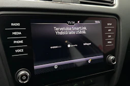 ruskea (beige) Skoda Octavia 2018 kuva 17.
