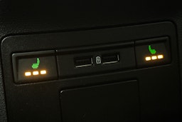 sininen Skoda Octavia 2018 kuva 16.