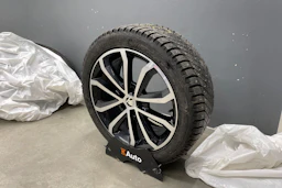 musta Skoda Octavia 2018 kuva 11.