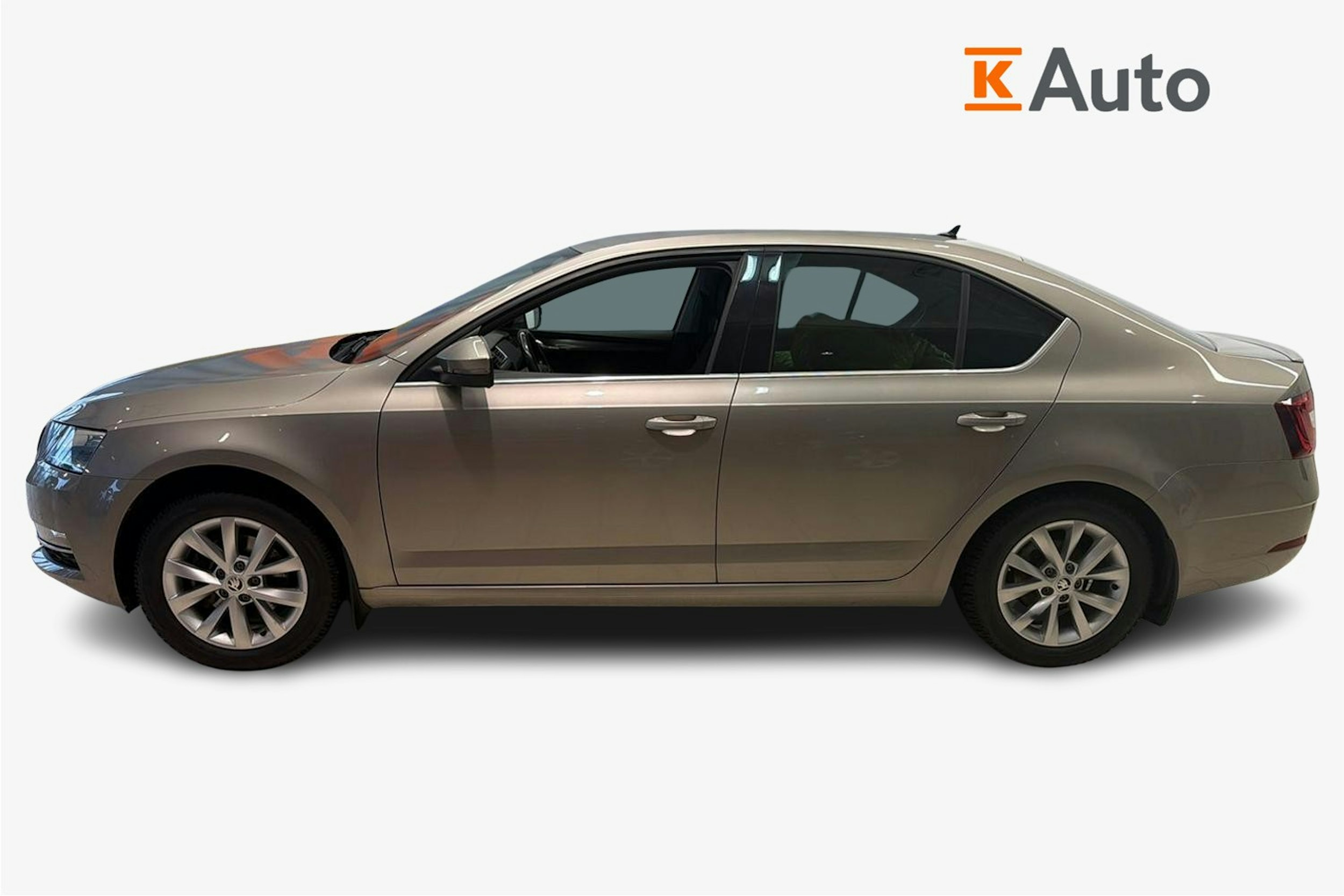 Ruskea (beige) Skoda OCTAVIA 2018 kuva 6.
