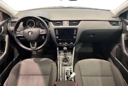 Ruskea (beige) Skoda OCTAVIA 2018 kuva 9.