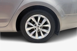 Ruskea (beige) Skoda OCTAVIA 2018 kuva 11.