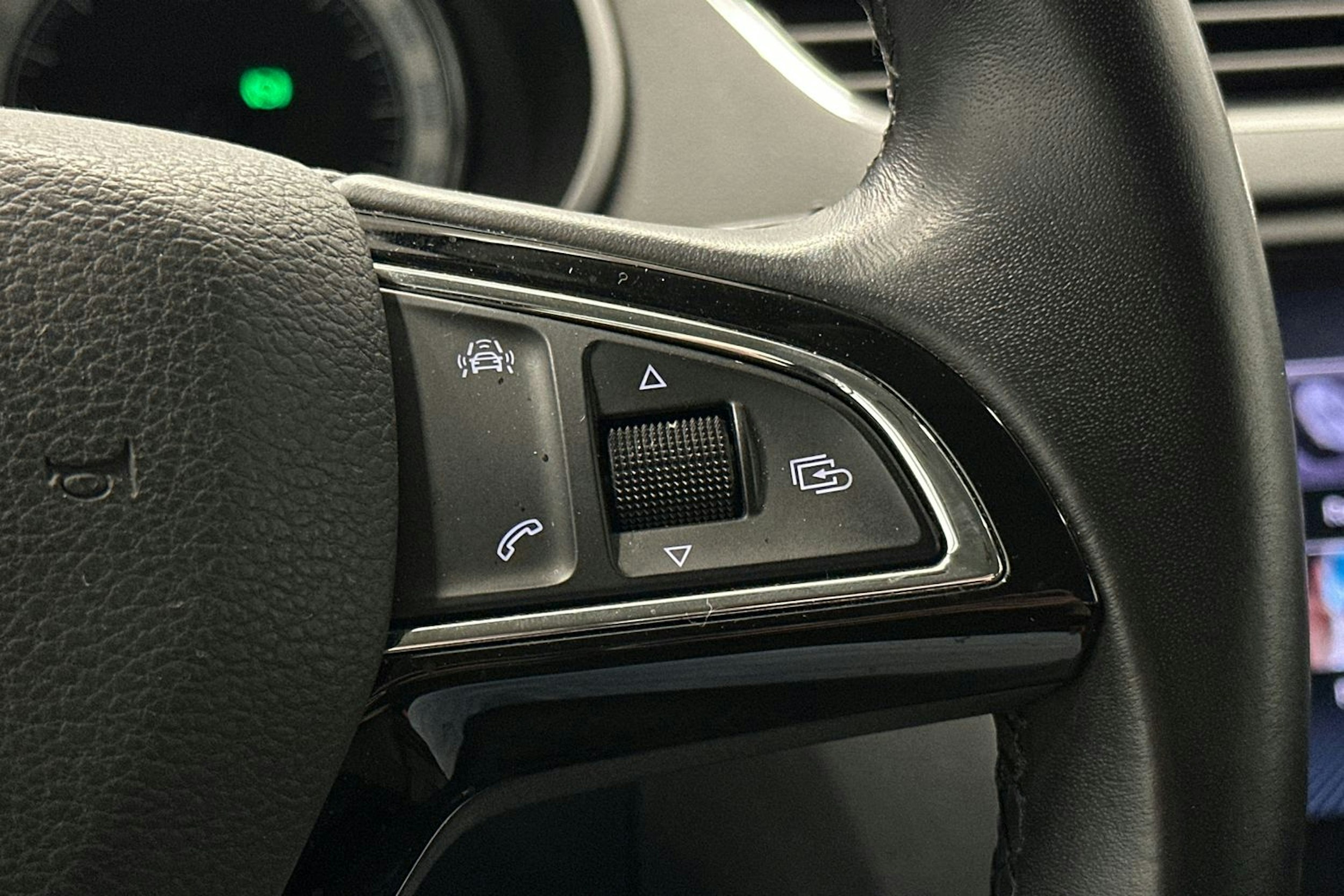 hopea Skoda Octavia 2018 kuva 16.