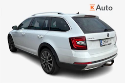 valkoinen Skoda Octavia 2018 kuva 2.