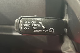 valkoinen Skoda Octavia 2018 kuva 19.