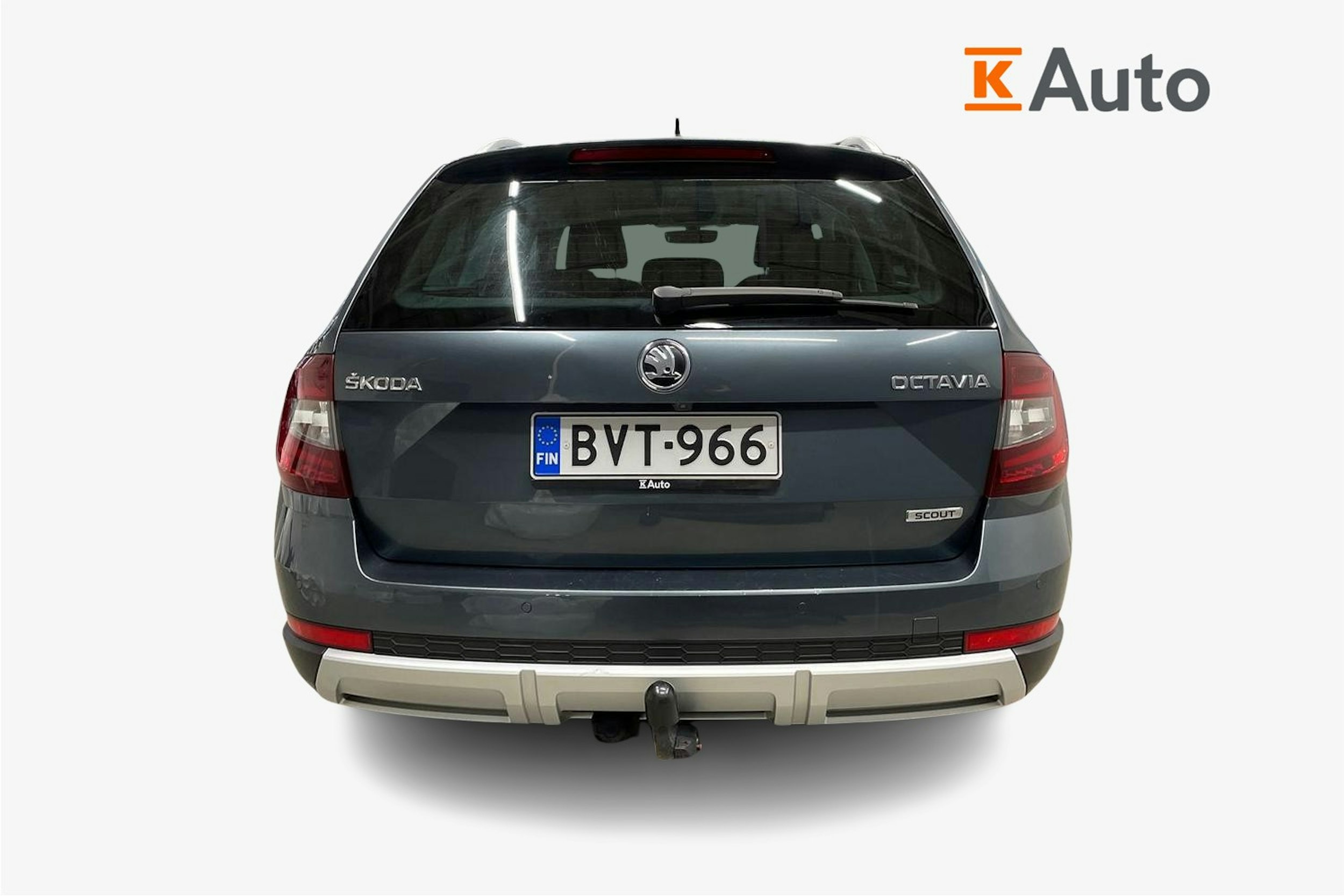 harmaa Skoda Octavia 2019 kuva 3.
