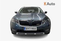 harmaa Skoda Octavia 2019 kuva 5.