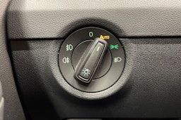 harmaa Skoda Octavia 2019 kuva 24.
