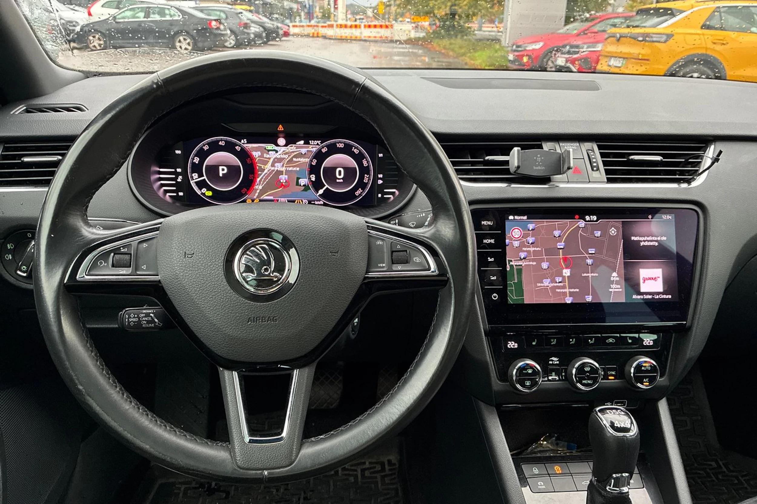 ruskea (beige) Skoda Octavia 2019 kuva 5.