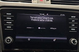 Valkoinen Skoda OCTAVIA 2019 kuva 20.