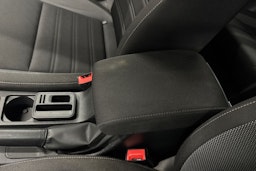 Valkoinen Skoda OCTAVIA 2019 kuva 26.