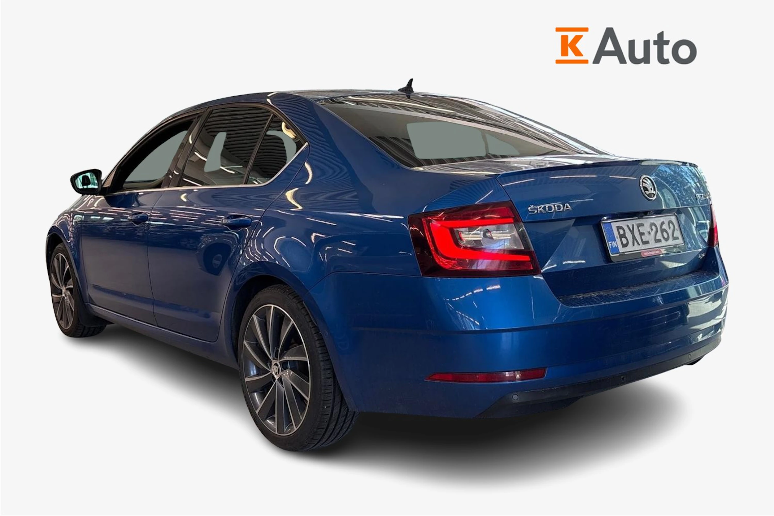 Sininen Skoda OCTAVIA 2019 kuva 2.