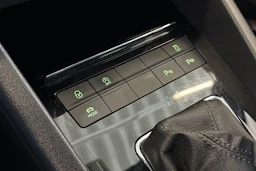 Sininen Skoda OCTAVIA 2019 kuva 18.