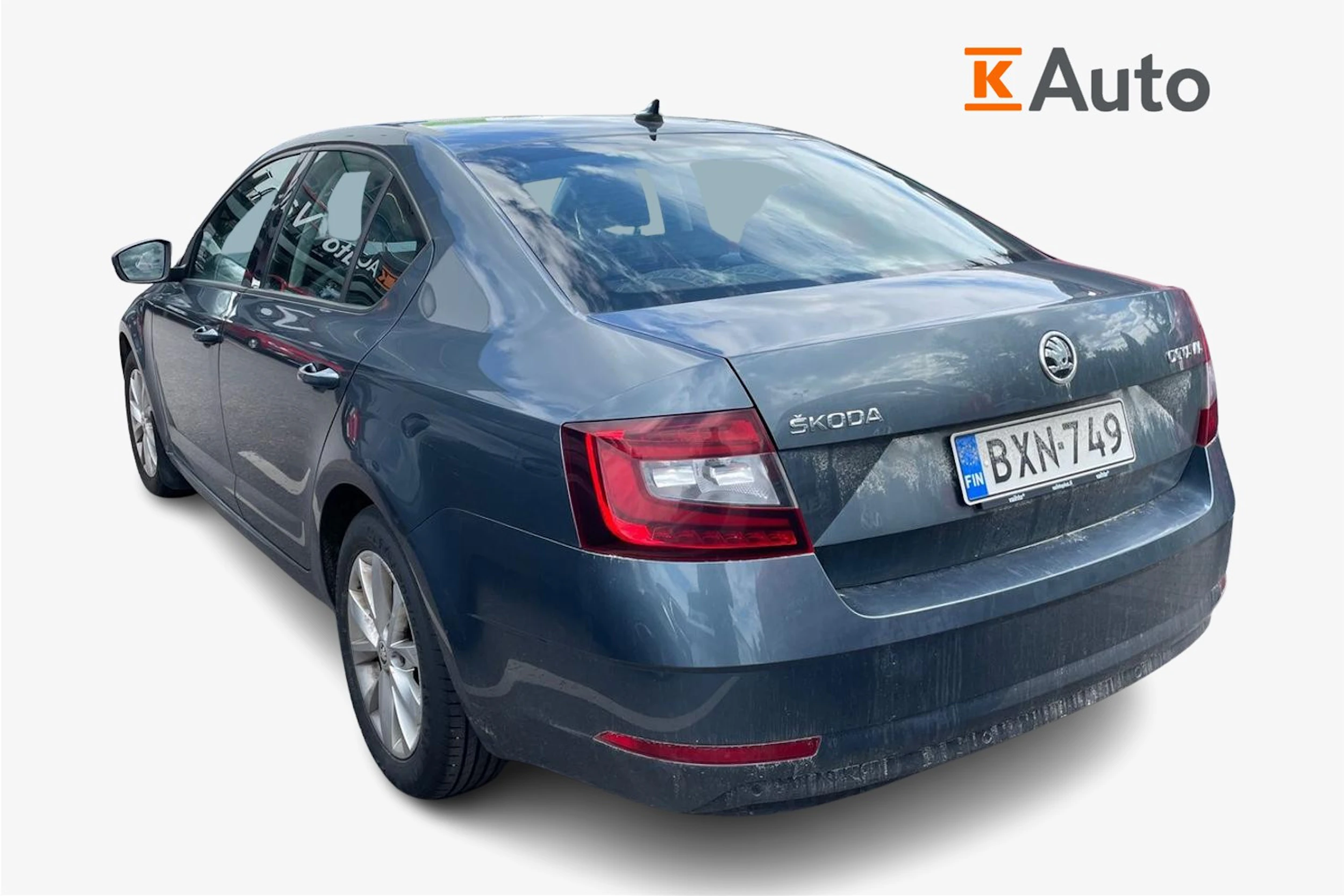 harmaa Skoda Octavia 2019 kuva 2.
