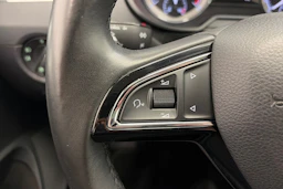 harmaa Skoda Octavia 2019 kuva 14.