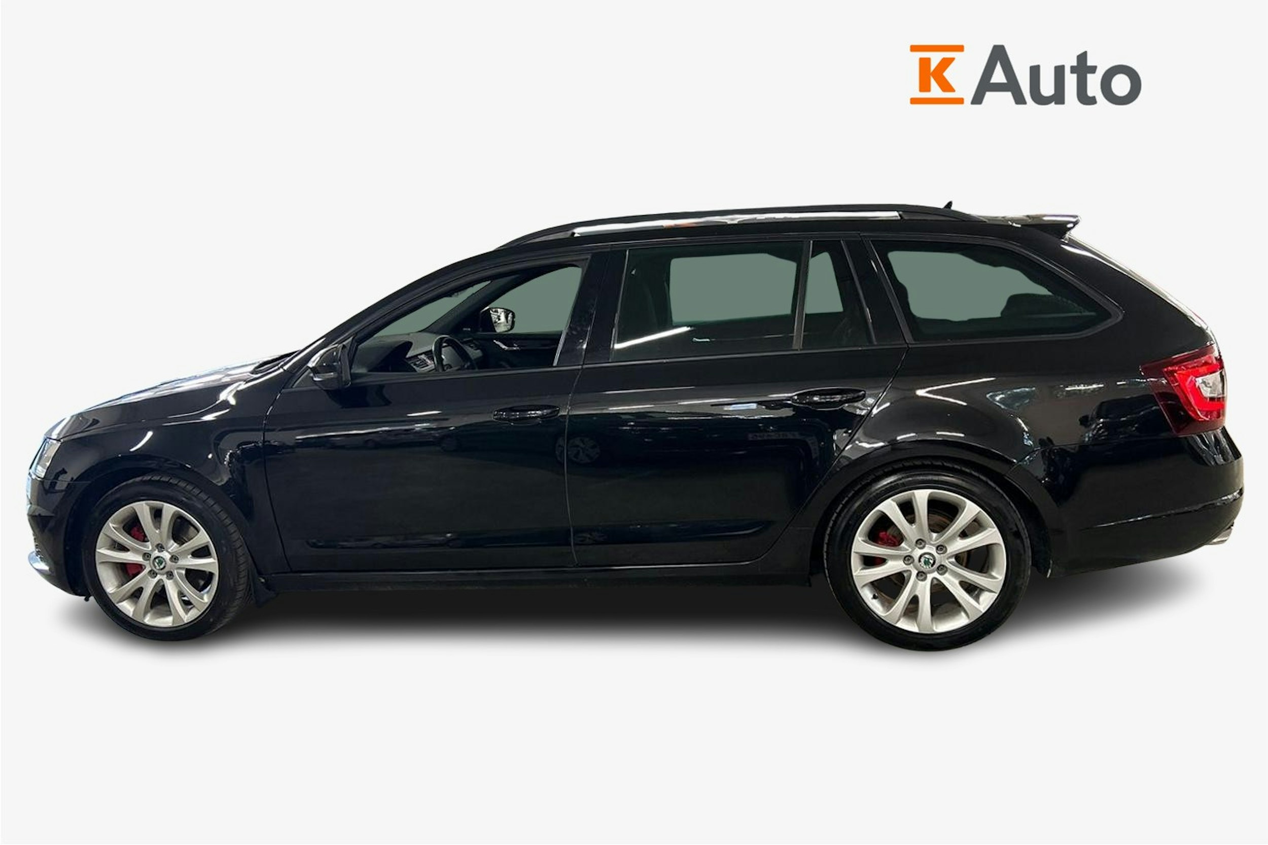 musta Skoda Octavia 2019 kuva 6.