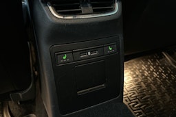 musta Skoda Octavia 2019 kuva 16.