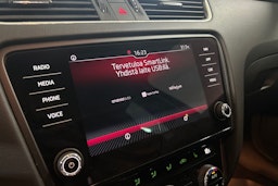 musta Skoda Octavia 2019 kuva 25.