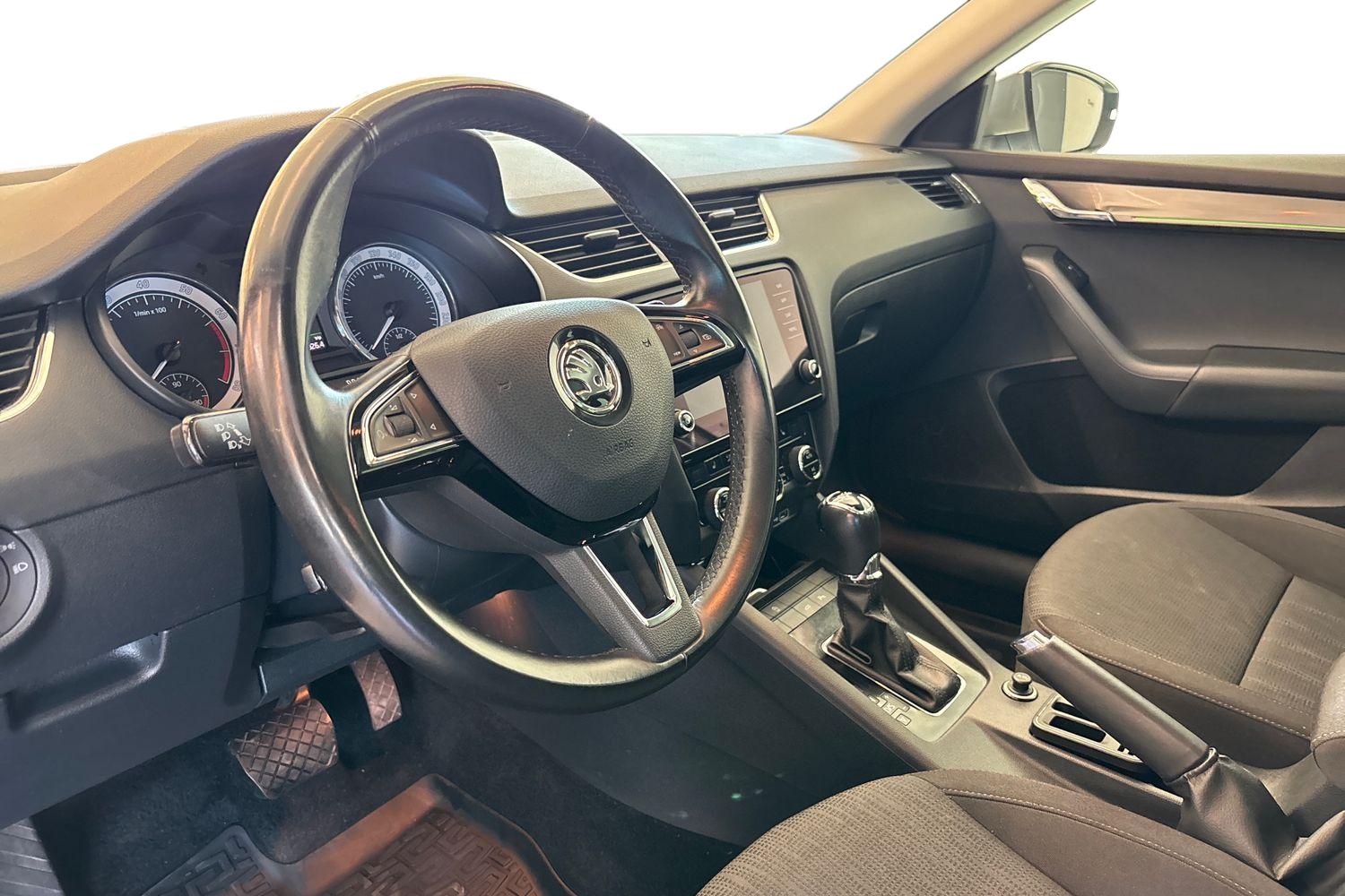 Skoda Octavia 2019, kuva 6/25