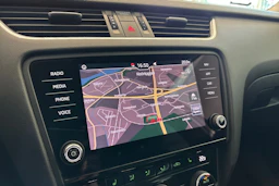 Ruskea (beige) Skoda OCTAVIA 2019 kuva 18.