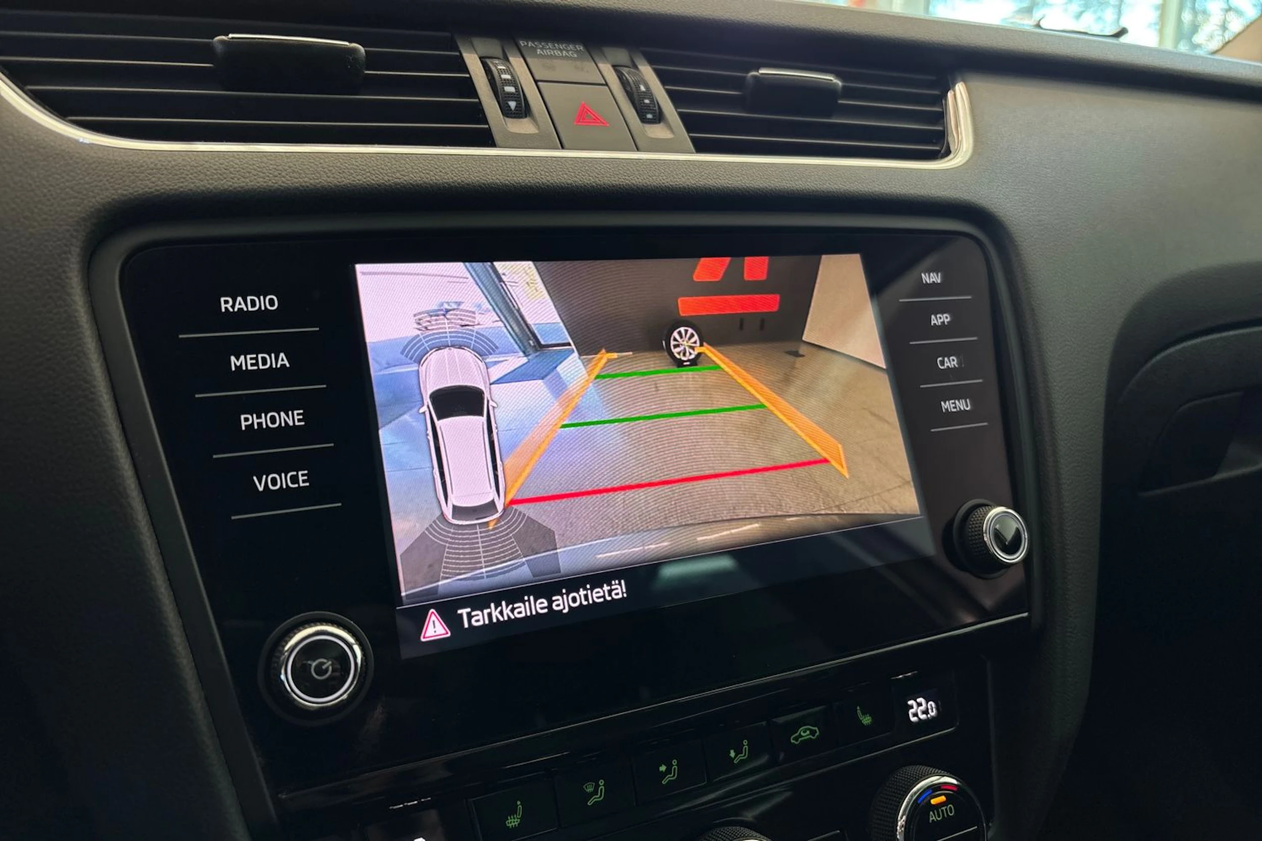 Ruskea (beige) Skoda OCTAVIA 2019 kuva 19.