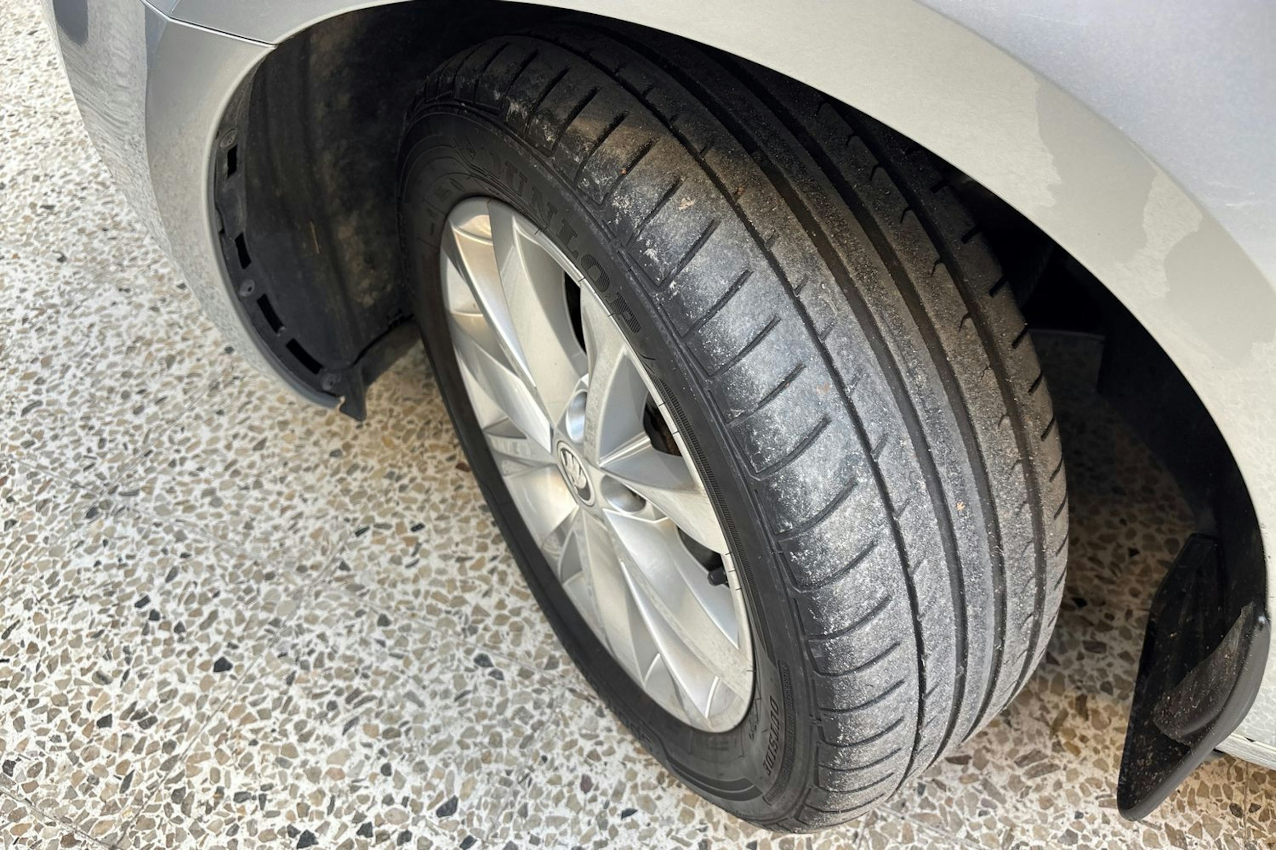 harmaa Skoda Octavia 2019 kuva 13.