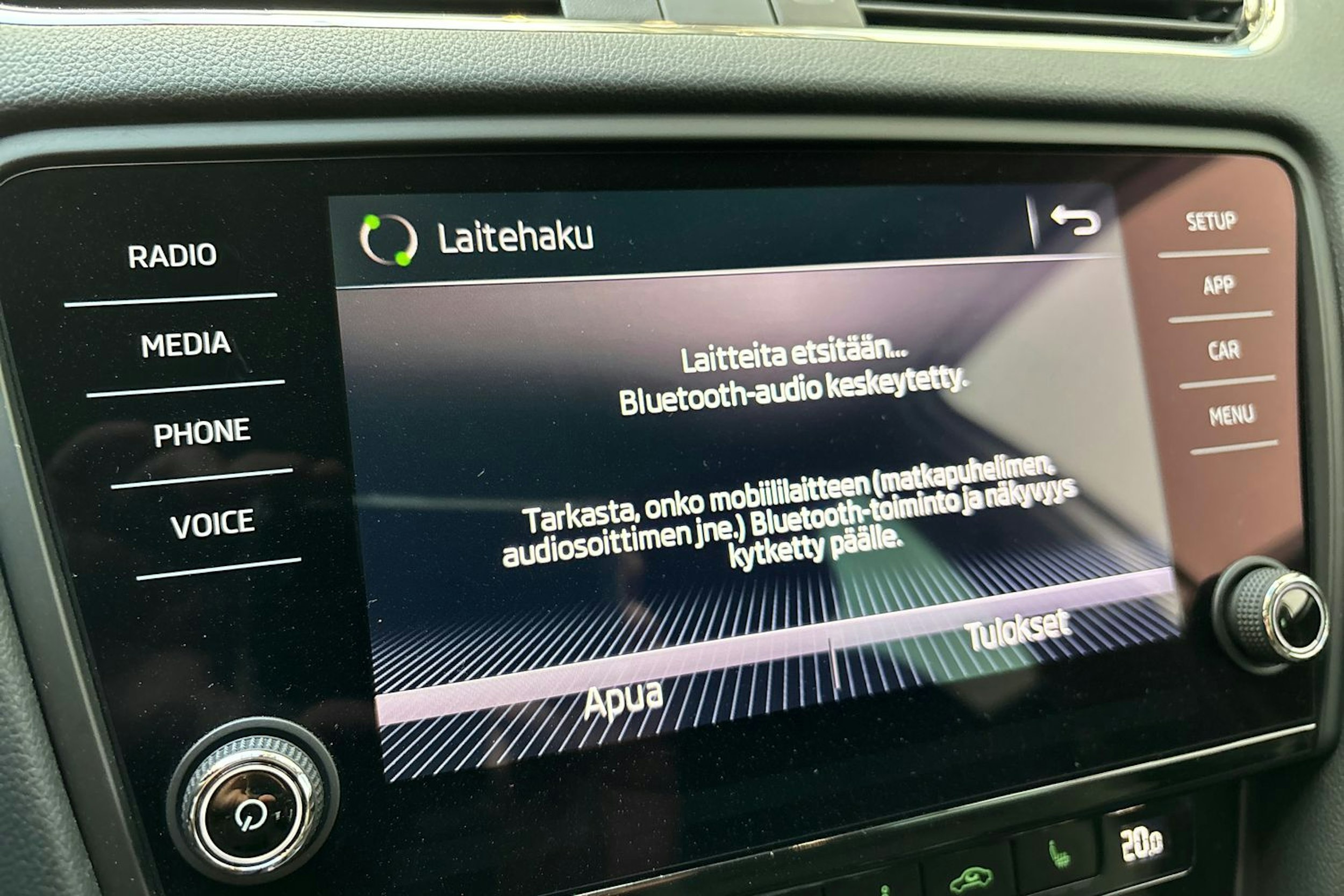 harmaa Skoda Octavia 2019 kuva 23.