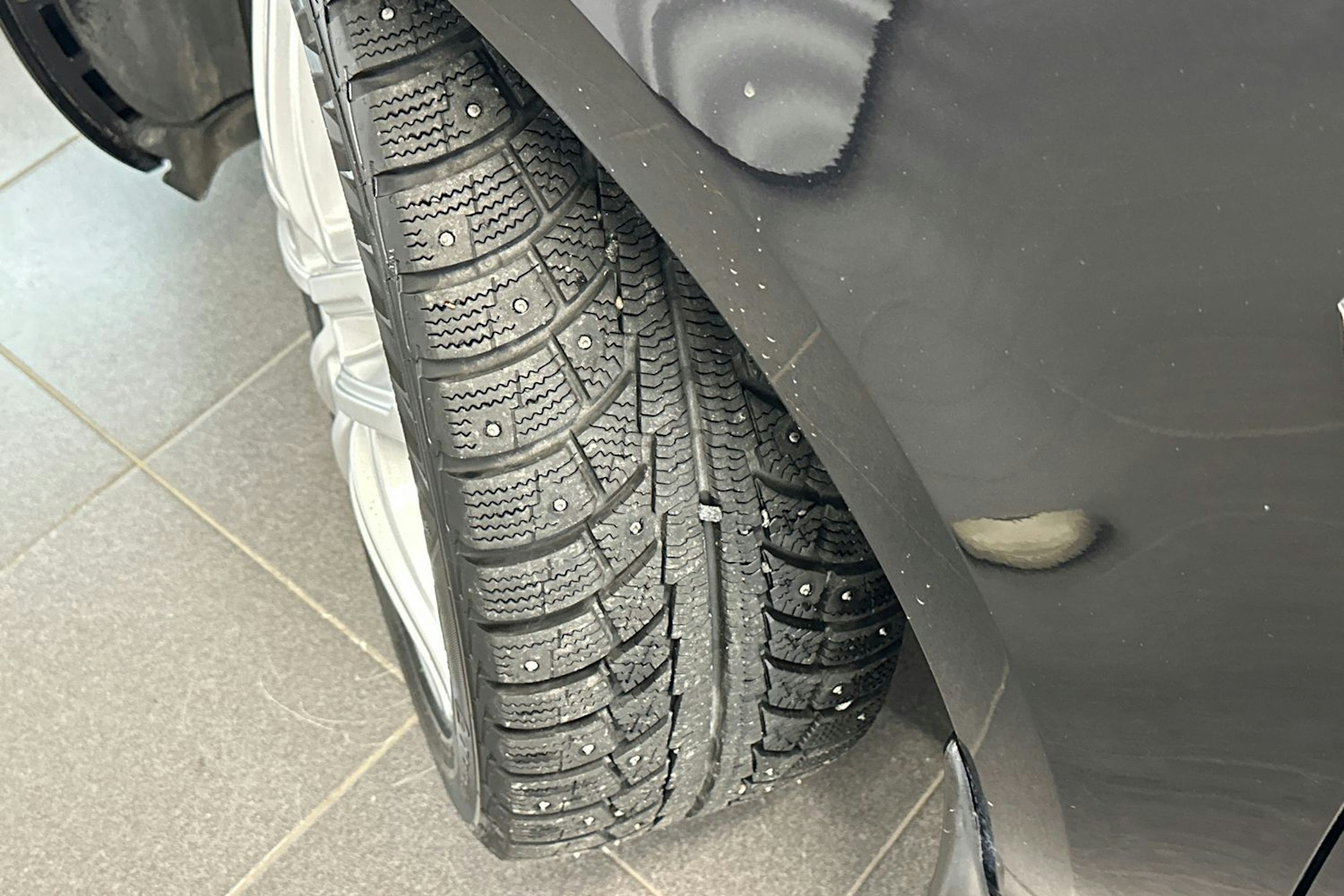 musta Skoda Octavia 2019 kuva 10.