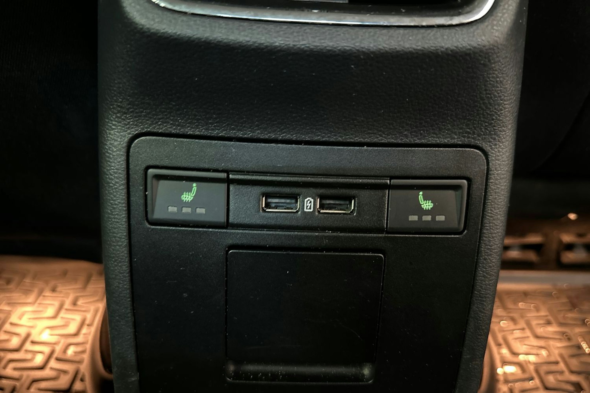 musta Skoda Octavia 2019 kuva 12.