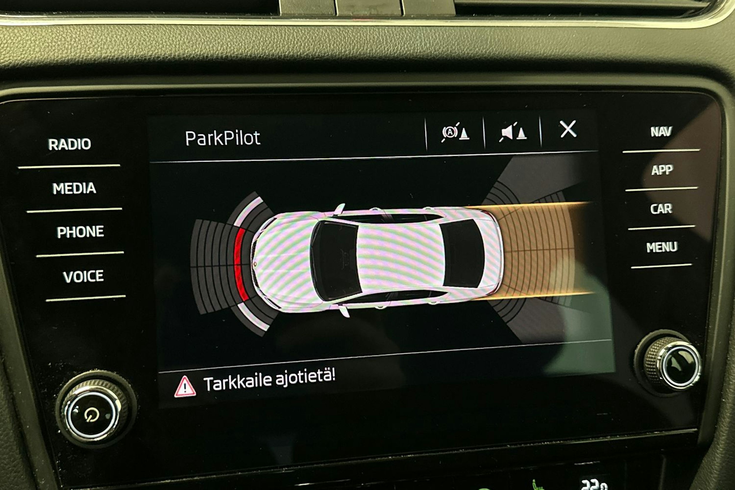 musta Skoda Octavia 2019 kuva 24.