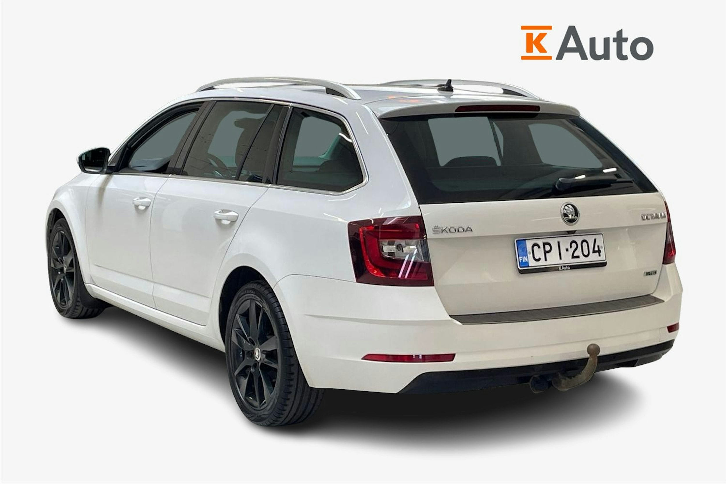 valkoinen Skoda Octavia 2019 kuva 2.