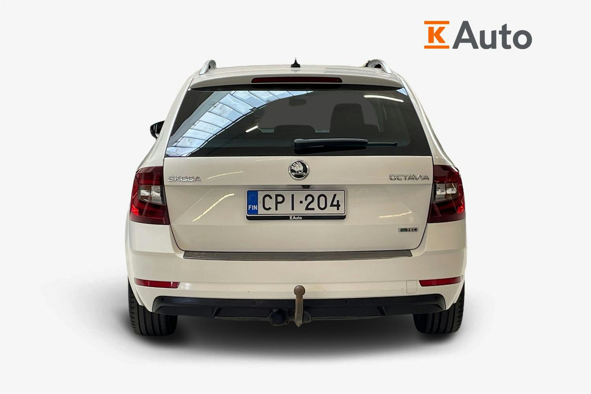 valkoinen Skoda Octavia 2019 kuva 3.