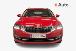 punainen Skoda Octavia 2019 kuva 5.